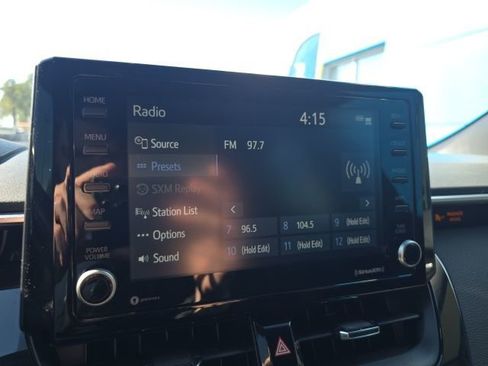 Used 2022 Toyota Corolla SE image 17