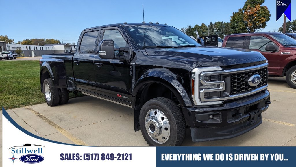 Used 2025 Ford F450 Platinum w/ FX4 Off-Road Package AWD/4WD image 1