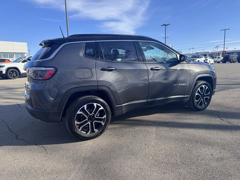 Used 2022 Jeep Compass Limited image 5