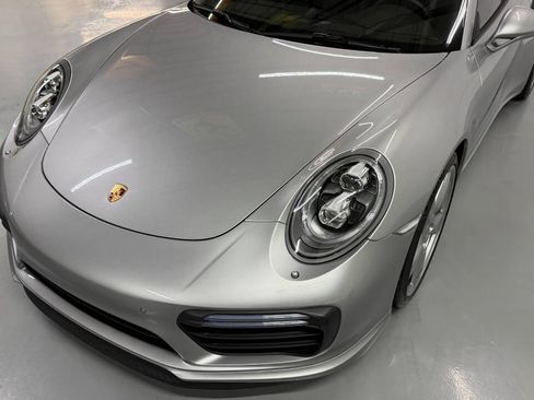 Used 2017 Porsche 911 4 Coupe AWD/4WD image 32
