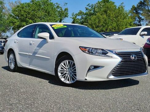 Used 2016 Lexus ES 350 w/ Accessory Package FWD image 36