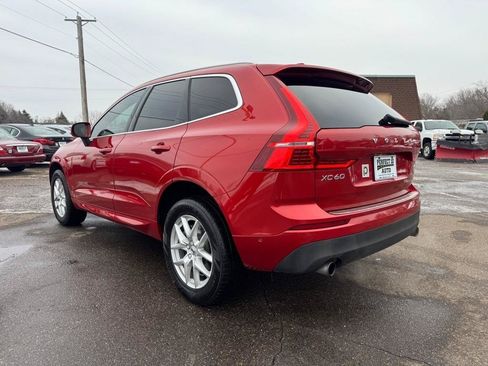 Used 2019 Volvo XC60 T5 Momentum w/ Protection Package Premier AWD/4WD image 9