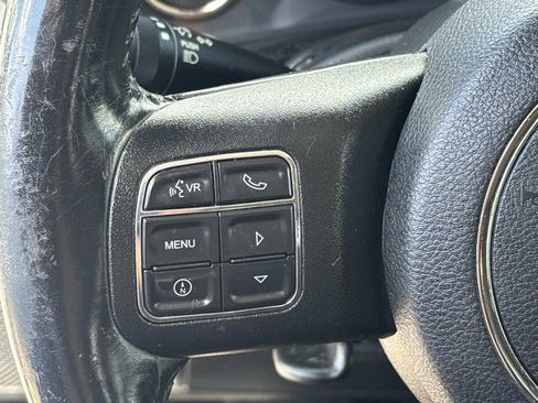 Used 2018 Jeep Wrangler Unlimited Sport S image 23