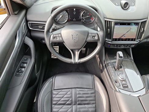 Used 2022 Maserati Levante Modena S AWD/4WD image 11