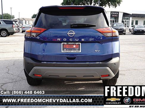 Used 2023 Nissan Rogue SV image 36