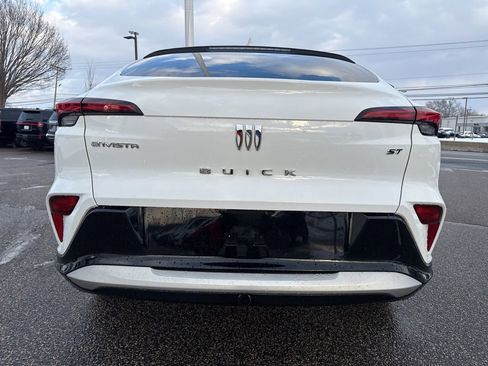 Used 2024 Buick Envista Sport Touring w/ Convenience I Package image 10