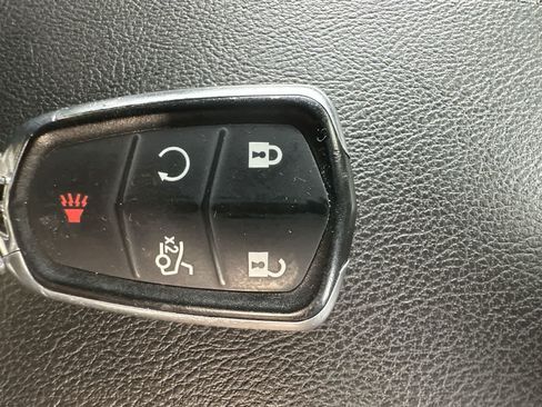 Used 2020 Cadillac XT4 Premium Luxury FWD image 28