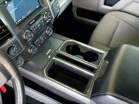 Used 2018 Ford F150 XLT w/ Equipment Group 302A Luxury image 16