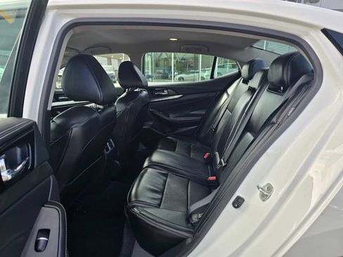 Used 2023 Nissan Maxima SV w/ Floor Mat Group image 17