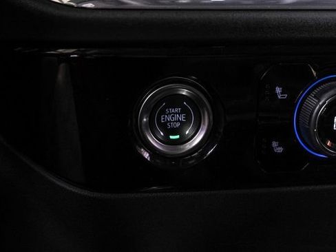 Used 2024 Chevrolet Silverado 1500 RST w/ Z71 Off-Road Package AWD/4WD image 19