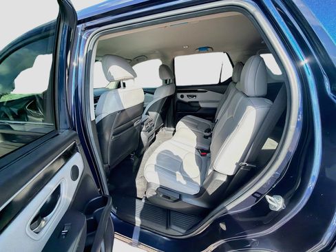 Certified 2025 Honda Pilot EX-L image 23