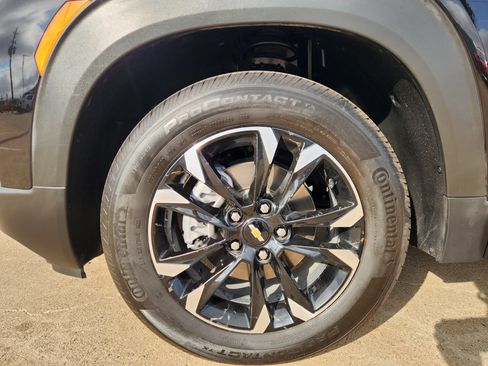 Certified 2023 Chevrolet TrailBlazer LT w/ Convenience Package image 10