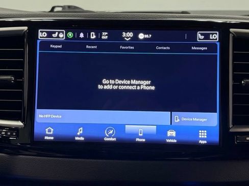 Used 2024 Chrysler Pacifica Touring-L FWD image 23