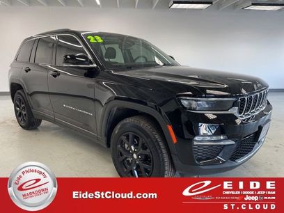 Used 2023 Jeep Grand Cherokee Limited w/ Trailer Tow Prep Group (B)