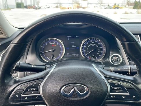 Used 2019 INFINITI Q50 Signature Edition image 31