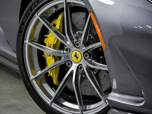Used 2023 Ferrari 812 GTS RWD image 3