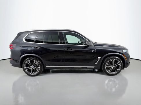 Used 2024 BMW X5 sDrive40i w/ Premium Package RWD image 4