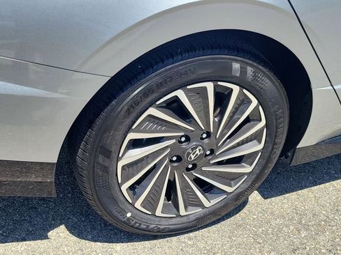New 2026 Hyundai Sonata SEL FWD image 28