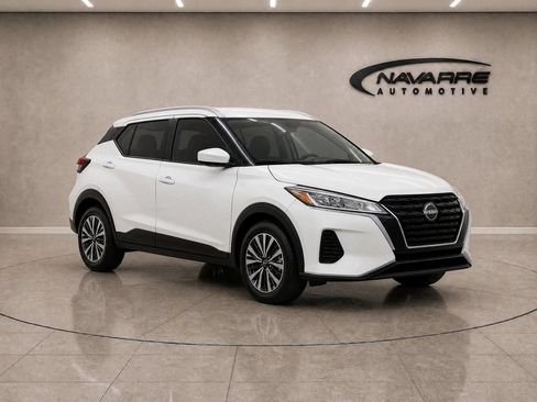 Used 2023 Nissan Kicks SV FWD image 9