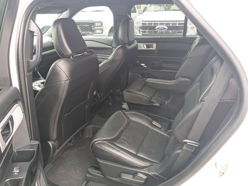 Used 2021 Ford Explorer ST w/ Equipment Group 401A AWD/4WD image 32