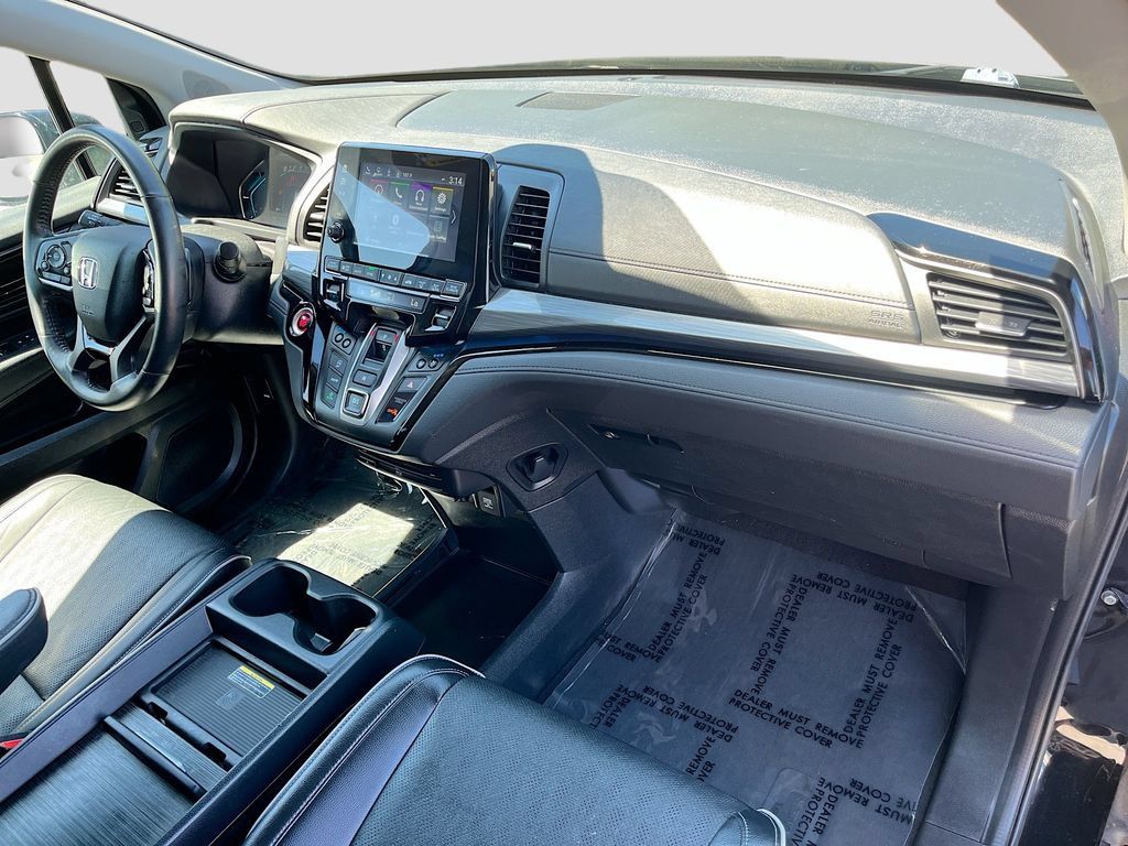 Used 2023 Honda Odyssey Elite image 32
