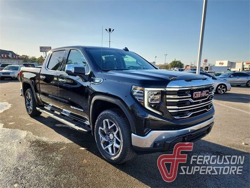 New 2026 GMC Sierra 1500 SLT image 1
