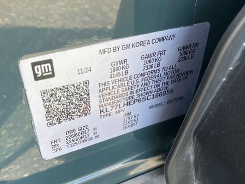 Certified 2025 Chevrolet Trax LT FWD image 26