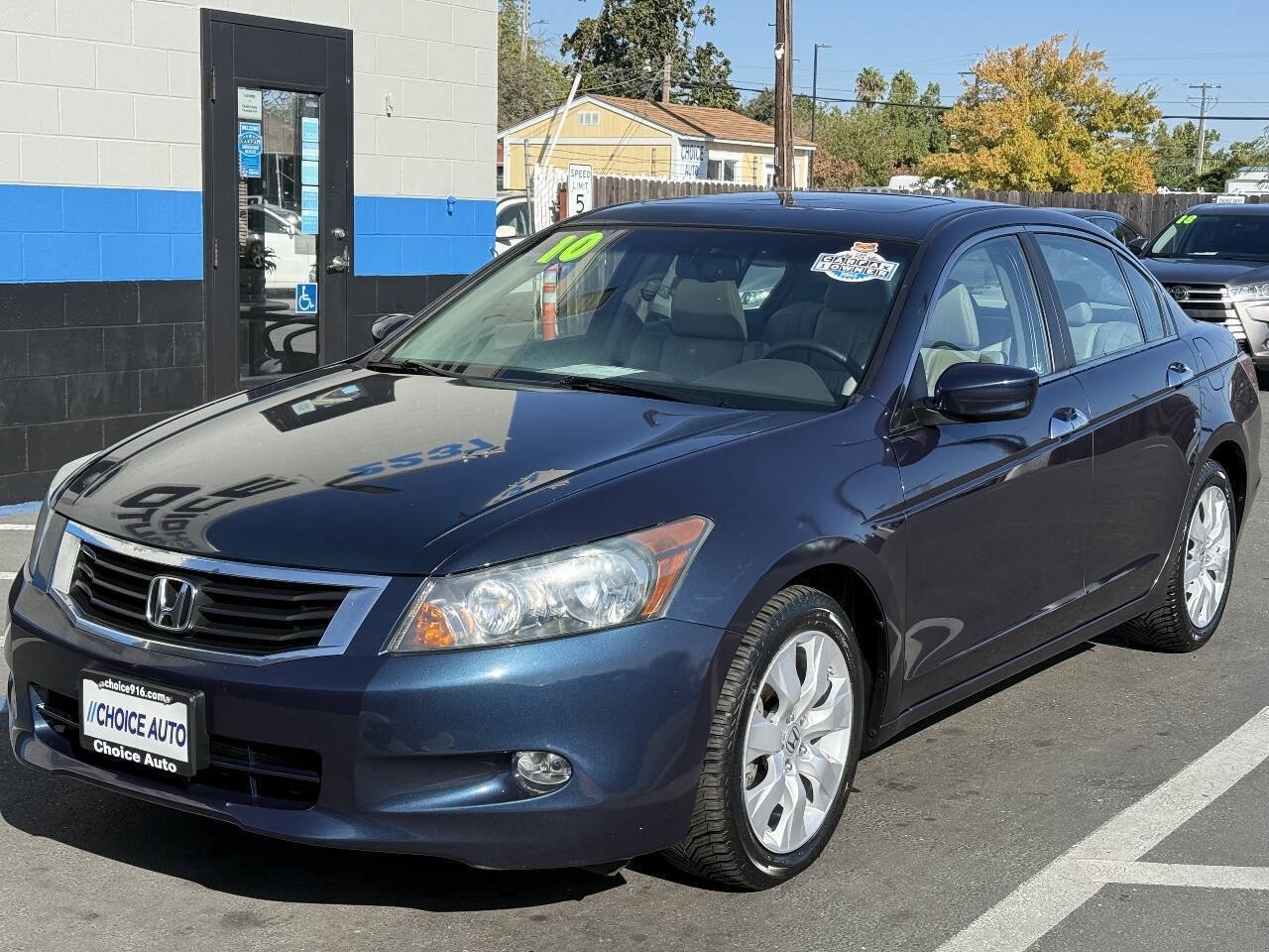Used 2010 Honda Accord EX-L image 5