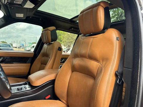 Used 2018 Land Rover Range Rover Autobiography AWD/4WD image 16