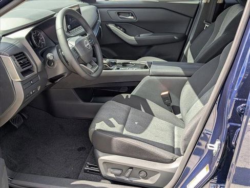 New 2026 Nissan Rogue SV FWD image 4