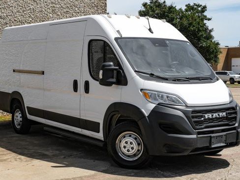 Used 2023 RAM ProMaster 3500 FWD image 6