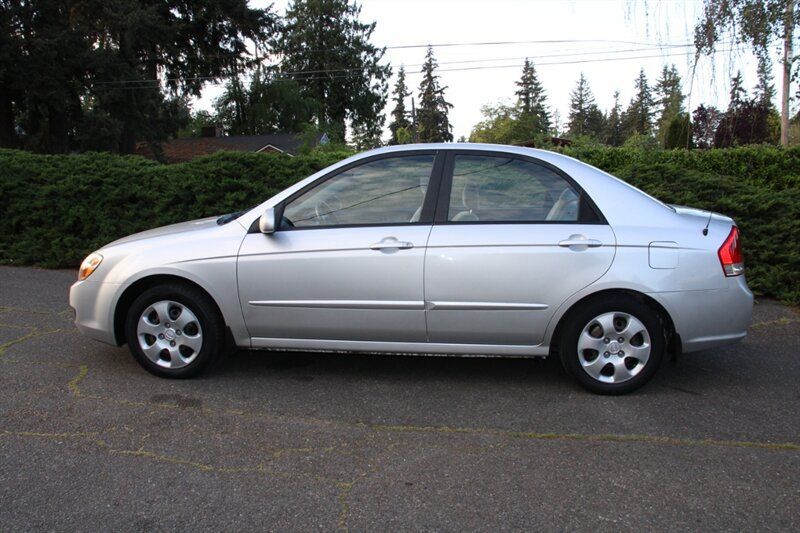 Used 2008 Kia Spectra EX FWD image 12