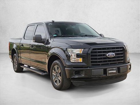 Used 2016 Ford F150 XLT w/ Equipment Group 301A Mid RWD image 3