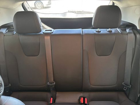 Used 2025 Buick Encore GX Preferred FWD image 39