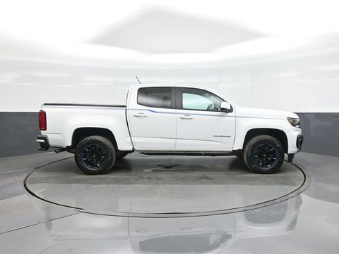 Used 2022 Chevrolet Colorado LT w/ LT Convenience Package image 8