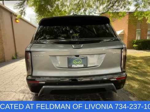 Used 2026 Cadillac Vistiq Sport w/ LPO, Floor Liner Package AWD/4WD image 7