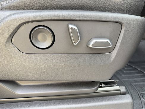 Used 2023 GMC Sierra 1500 Denali w/ Technology Package image 31