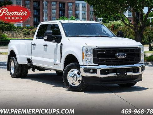Used 2023 Ford F350 XL w/ XL Driver Assist Package AWD/4WD image 1