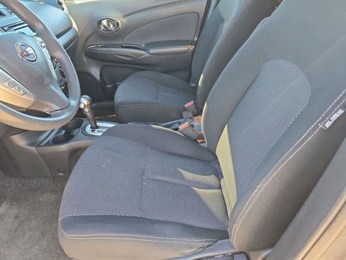 Used 2016 Nissan Versa SV image 15