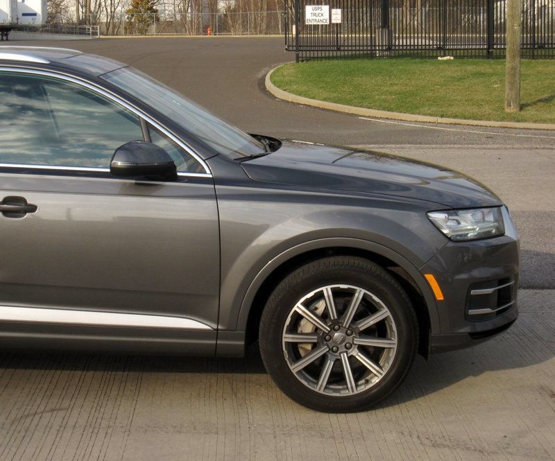 Used 2019 Audi Q7 3.0T Premium Plus w/ Premium Plus Package AWD/4WD image 10