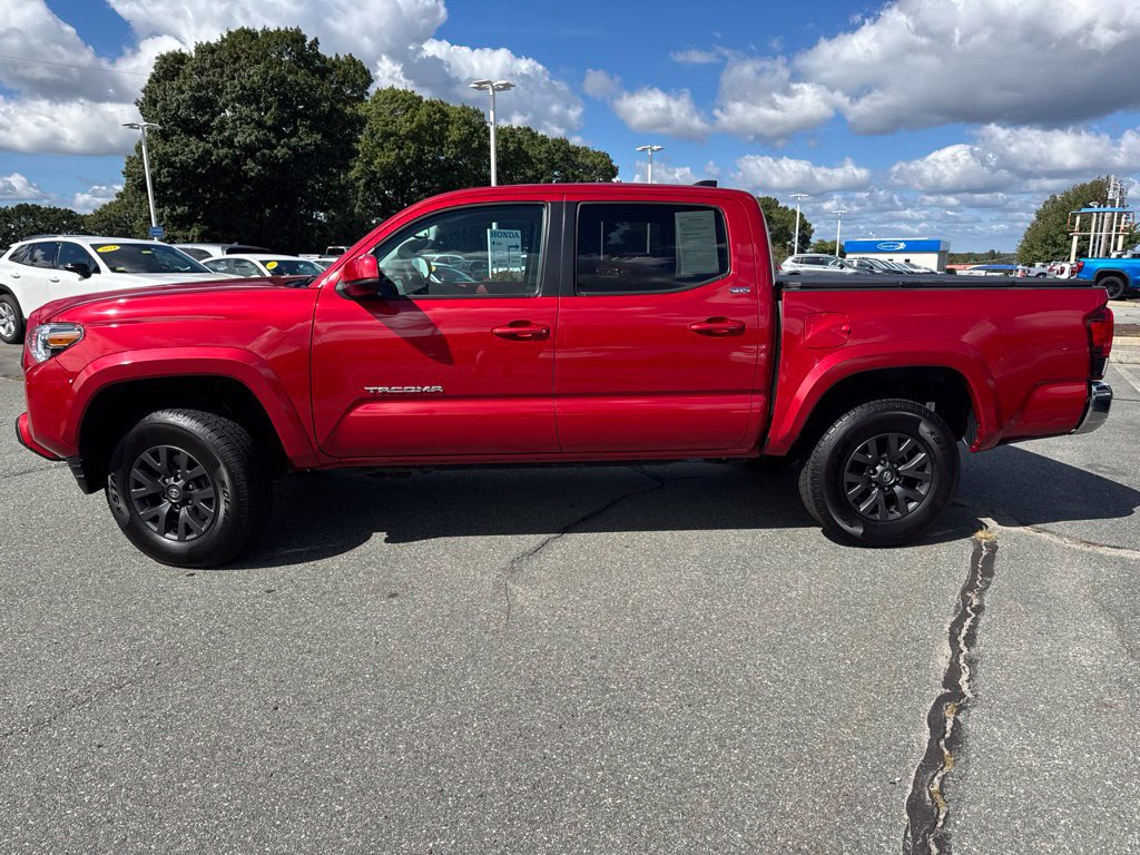 Used 2023 Toyota Tacoma SR5 AWD/4WD image 32