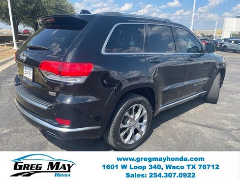 Used 2019 Jeep Grand Cherokee Summit AWD/4WD image 3