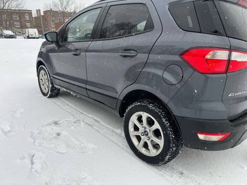 Used 2022 Ford EcoSport SE w/ SE Convenience Package image 5