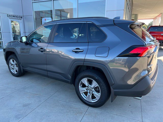 Used 2022 Toyota RAV4 XLE w/ Convenience Package AWD/4WD image 5