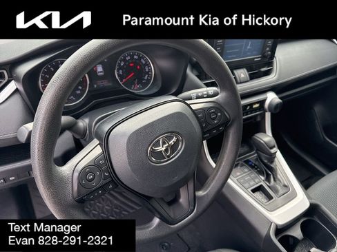 Used 2020 Toyota RAV4 LE image 20