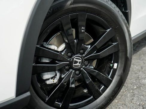 New 2026 Honda HR-V Sport image 2