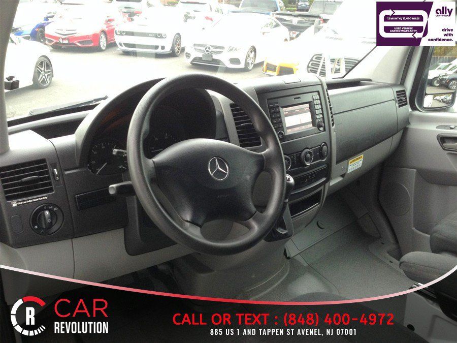 Used 2018 Mercedes-Benz Sprinter 2500 image 40