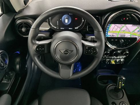 Used 2024 MINI Cooper SE FWD image 14