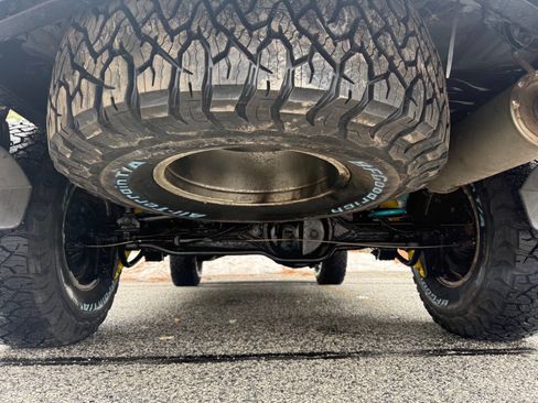 Used 2001 Toyota Land Cruiser image 71