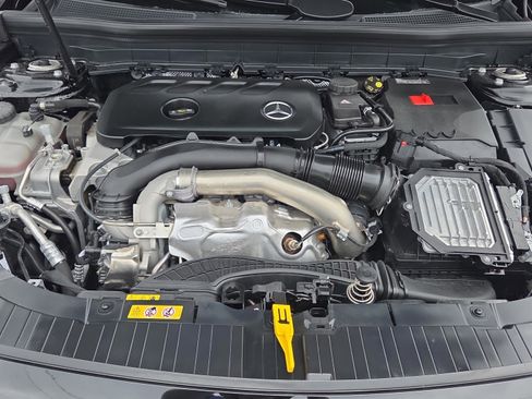 Used 2026 Mercedes-Benz GLB 250 image 21
